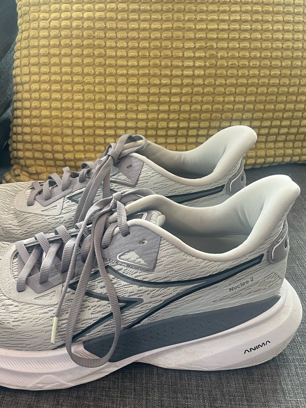 Diadora Nucleo 2, Size 10.5 - Picture 4 of 8